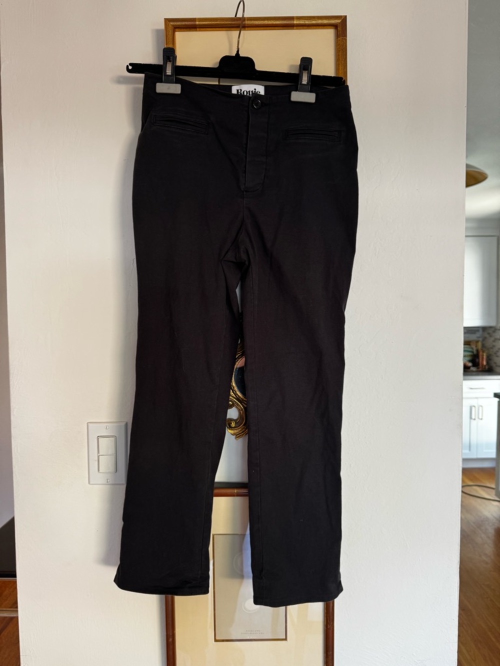 Rouje Women's Straight-Leg Jeans in Black